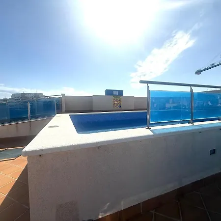 Centrico Con Piscina Y Parking Terraza Espaciosa