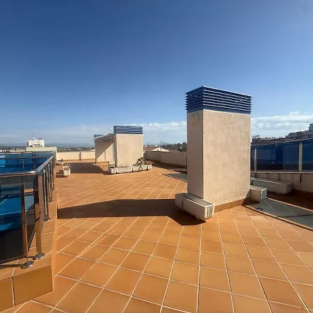 Centrico Con Piscina Y Parking Terraza Espaciosa Apartment